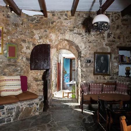 Bay View Greek With Private Terrace