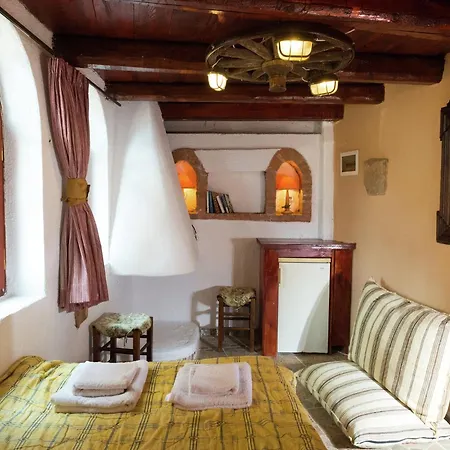 Апартаменты Bay View Greek With Private Terrace Элунда